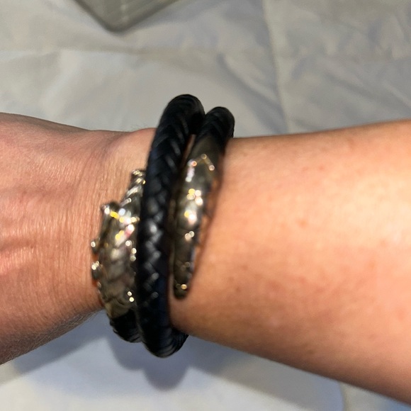 John Hardy Legends Naga Leather Coil Bracelet - Picture 12 of 15